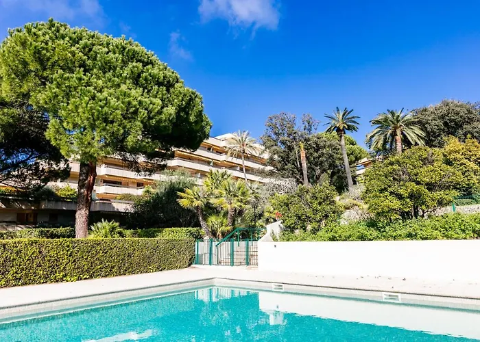 Le Chateau De La Pinede Ap4198 By Riviera Homes Juan-les-Pins