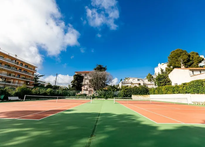 Le Chateau De La Pinede Ap4198 By Riviera Homes * 胡安莱潘